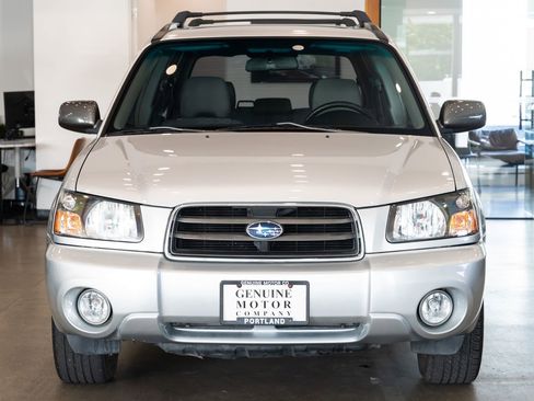Used 2004 Subaru Forester 2.5XS AWD/4WD image 2