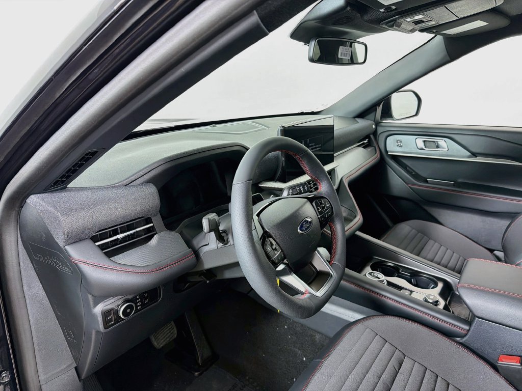 New 2027 Ford Explorer ST-Line w/ Premium Package AWD/4WD image 9