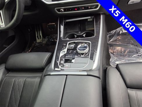 Used 2025 BMW X5 M60i w/ Executive Package image 14