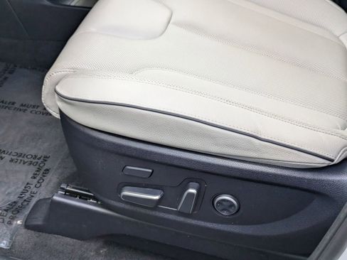 Used 2025 Hyundai Palisade Limited image 15