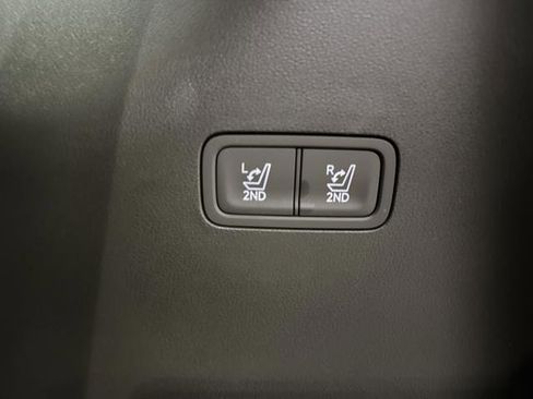 Used 2025 Hyundai Santa Fe Calligraphy image 17