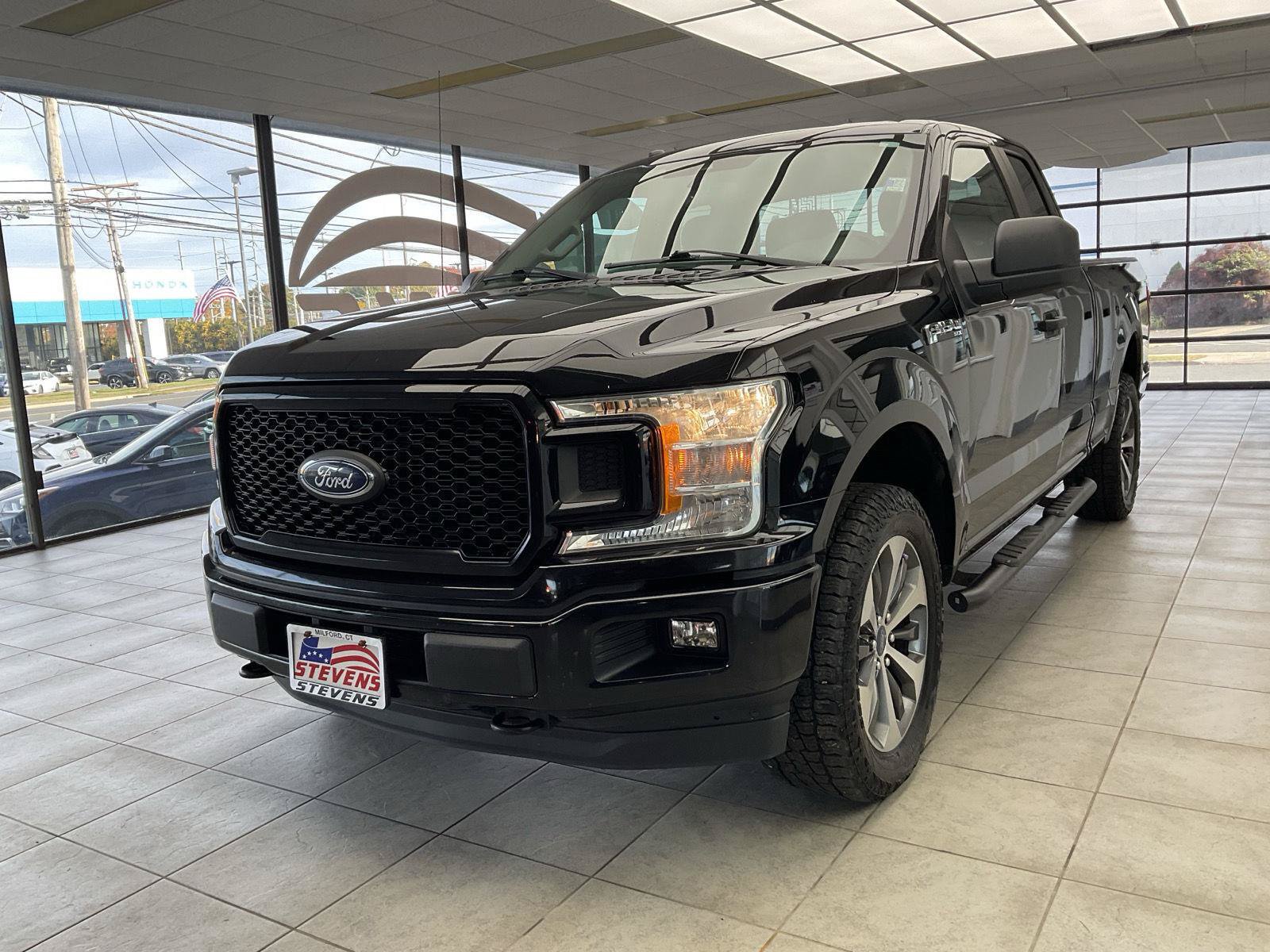 Used 2019 Ford F150 XL w/ Equipment Group 101A Mid AWD/4WD image 3