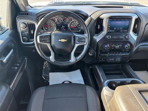 Used 2022 Chevrolet Silverado 3500 LT w/ Convenience Package image 3