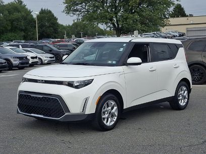 Used 2025 Kia Soul LX w/ LX Technology Package