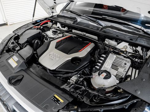 Used 2018 Audi SQ5 Premium Plus w/ S Sport Package image 58