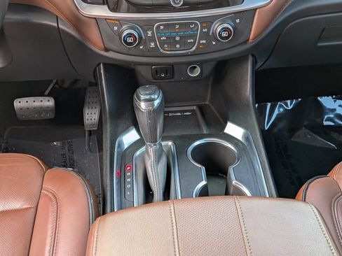 Used 2019 Chevrolet Traverse High Country AWD/4WD image 21