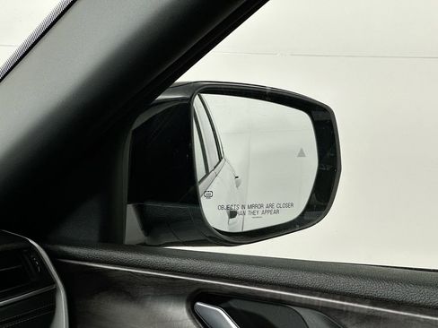 New 2025 Jeep Grand Cherokee Limited image 24