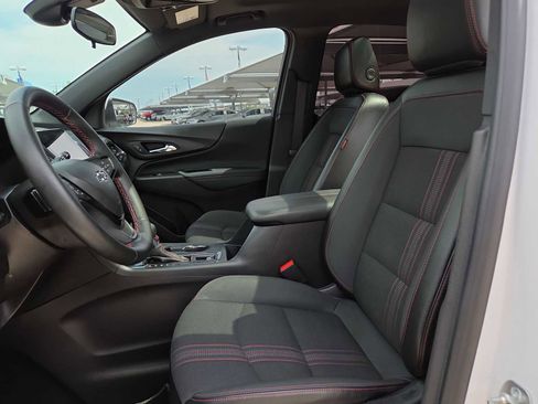Used 2024 Chevrolet Equinox RS FWD image 15