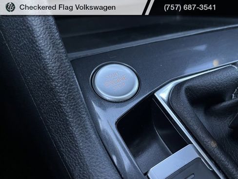 Used 2023 Volkswagen Tiguan SEL R-Line image 44