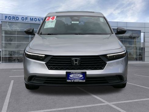 Used 2024 Honda Accord Sport image 8