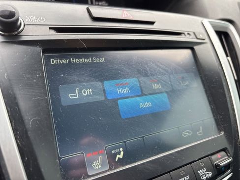 Used 2019 Acura TLX image 5