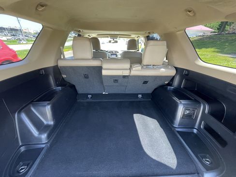 Used 2013 Toyota 4Runner SR5 image 10