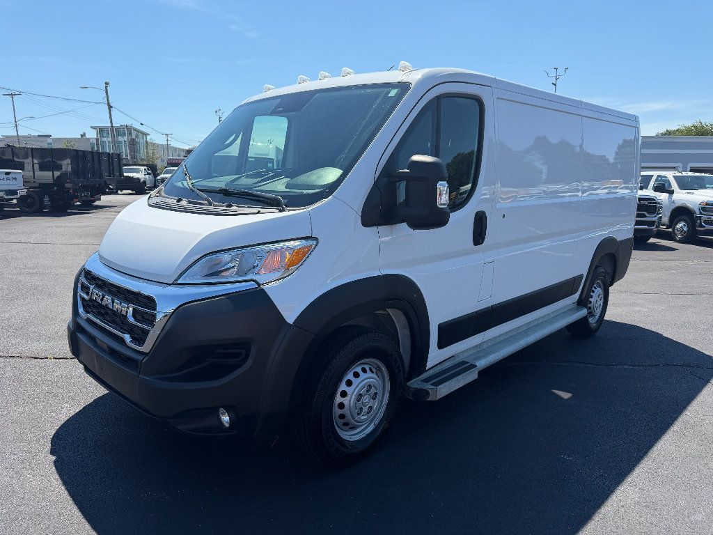 Used 2025 RAM ProMaster 2500 w/ U-Haul Equipment Group FWD image 4