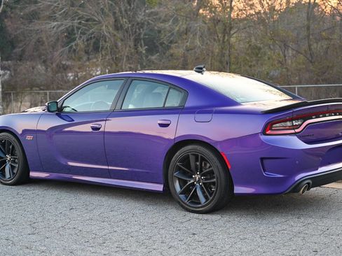 Used 2019 Dodge Charger Scat Pack w/ Plus Group image 19