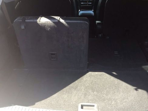 Certified 2022 Ford Explorer Limited w/ Equipment Group 301A image 10