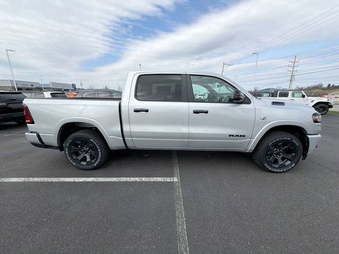 New 2026 RAM 1500 4x4 Crew Cab image 9