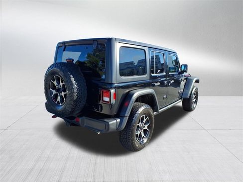 Used 2019 Jeep Wrangler Unlimited Rubicon w/ Cold Weather Group image 4