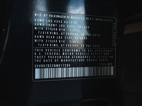 Used 2022 Volkswagen Taos SE image 35