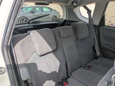 Used 2011 Honda Fit image 17