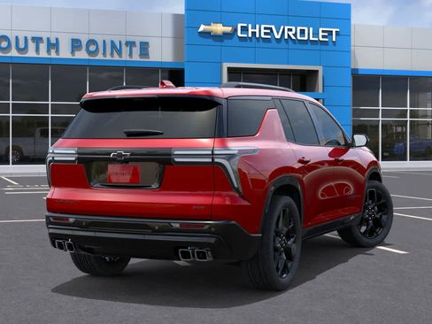 New 2026 Chevrolet Traverse RS image 4