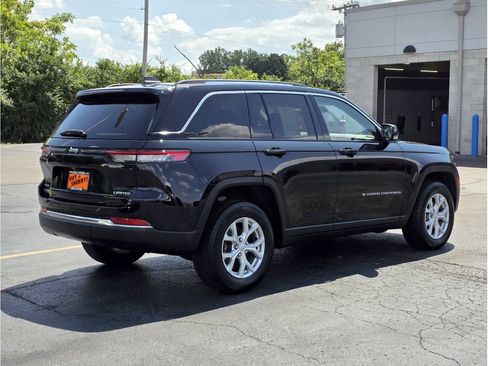 Used 2023 Jeep Grand Cherokee Limited AWD/4WD image 15