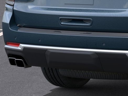 New 2026 Chevrolet Suburban High Country AWD/4WD image 14