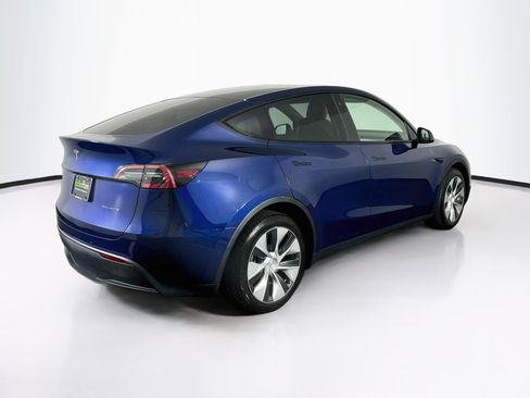 Used 2021 Tesla Model Y Long Range AWD/4WD image 9