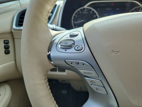 Used 2018 Nissan Murano Platinum w/ Cargo Package FWD image 23
