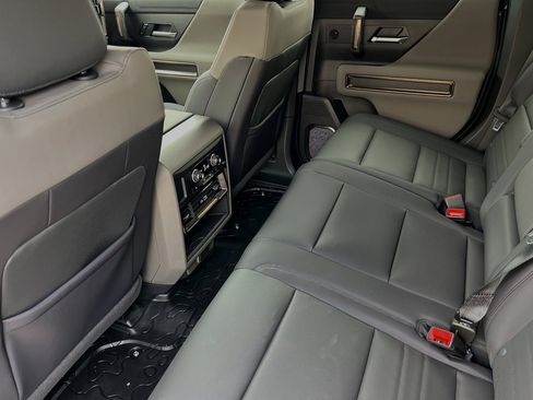 New 2025 GMC Hummer EV 3X w/ Extreme Off-Road Package image 13