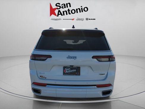 New 2025 Jeep Grand Cherokee L Summit w/ MOPAR Finishing Package AWD/4WD image 7