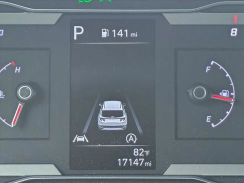 Used 2023 Hyundai Tucson SEL image 13