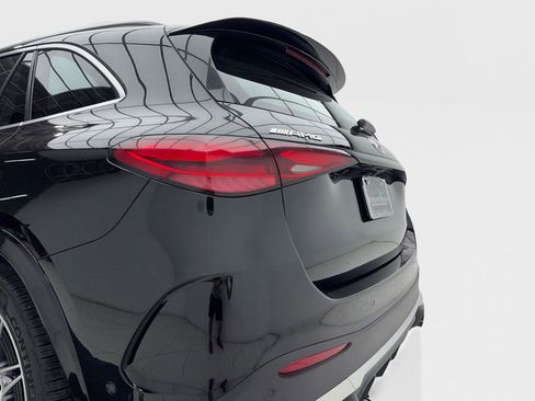 Used 2025 Mercedes-Benz GLC 43 AMG 4MATIC image 12