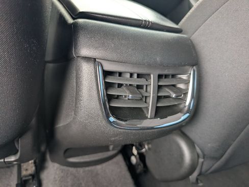 Used 2024 Chevrolet Malibu LT FWD image 35