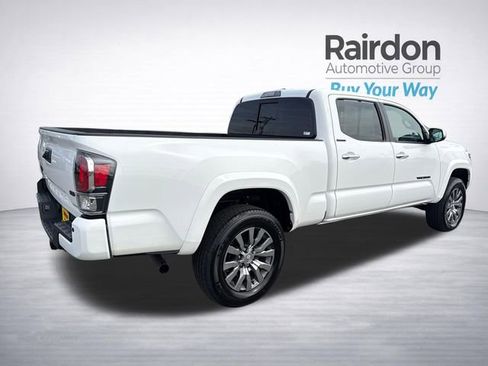 Used 2023 Toyota Tacoma Limited AWD/4WD image 8