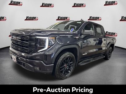Used 2022 GMC Sierra 1500 Elevation w/ LPO, Elevation Black Package