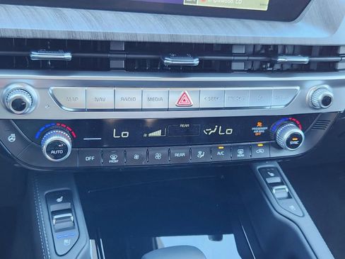 New 2025 Kia Telluride EX image 19