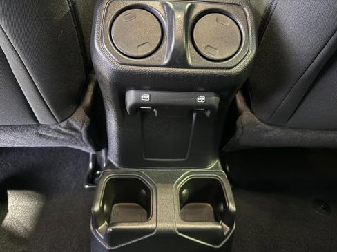 Used 2023 Jeep Gladiator Willys image 37