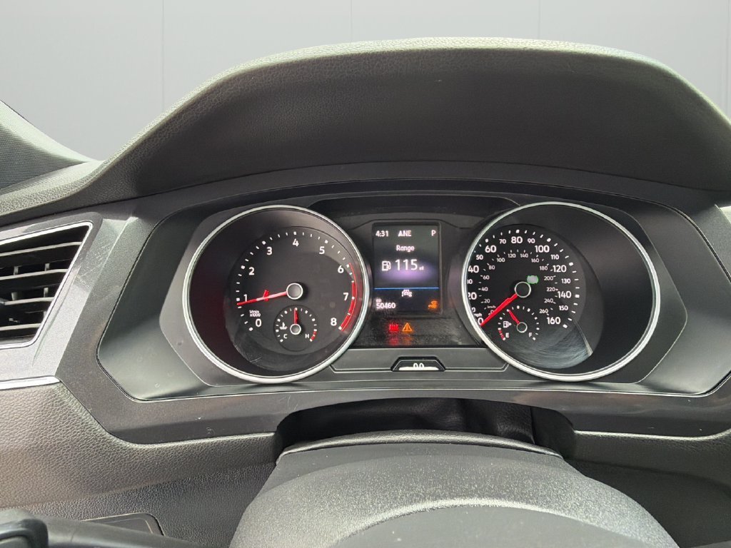 Used 2021 Volkswagen Tiguan SE R-Line AWD/4WD image 36