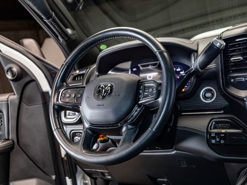 Used 2023 RAM 2500 Limited image 17