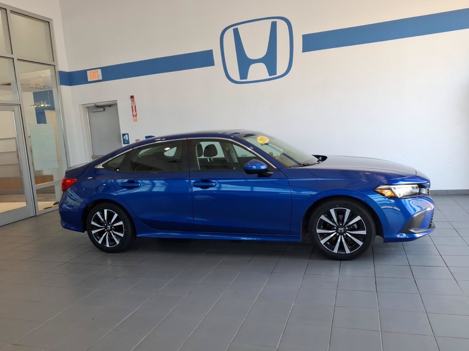 Used 2024 Honda Civic EX image 4