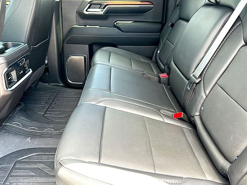 Used 2024 GMC Sierra 1500 Denali w/ Denali Reserve Package AWD/4WD image 19