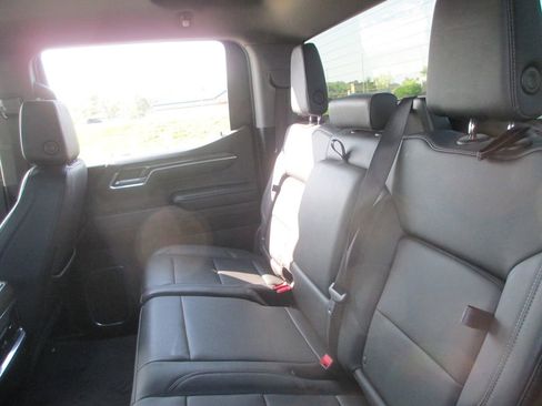 Used 2024 Chevrolet Silverado 1500 LTZ image 22