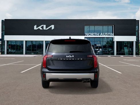 New 2025 Kia Telluride S image 5