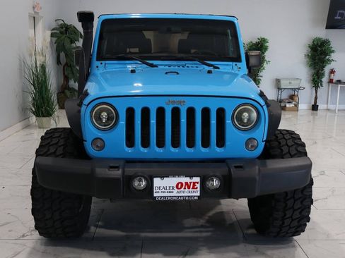Used 2017 Jeep Wrangler Sport AWD/4WD image 8