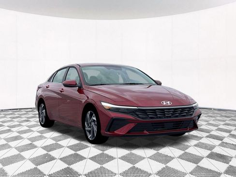 New 2026 Hyundai Elantra Limited w/ Cargo Package image 16