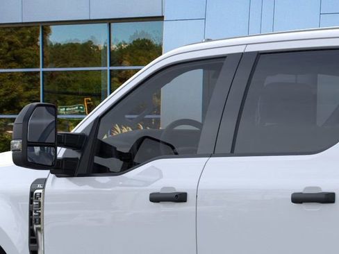 New 2025 Ford F350 XL w/ XL Chrome Package image 21