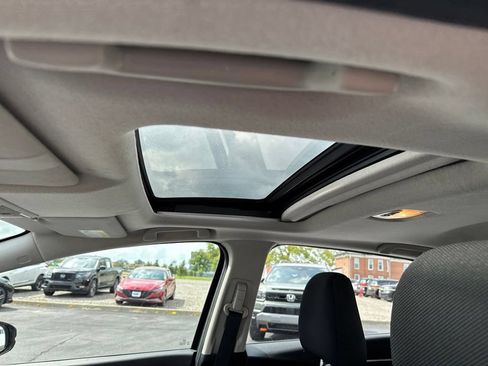 Used 2015 Honda Fit EX image 27