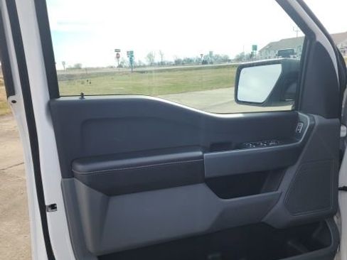 Used 2023 Ford F150 XLT w/ XTR Package image 18