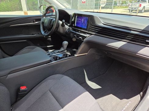 Certified 2025 Toyota Camry LE w/ Convenience Package FWD image 13