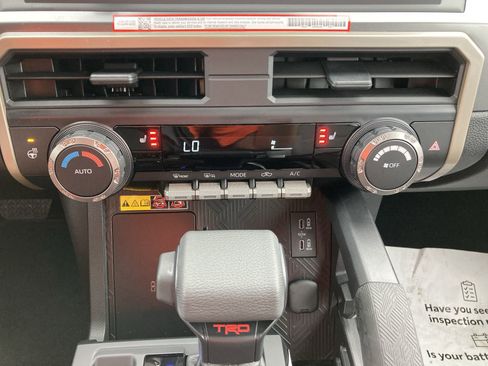 Certified 2026 Toyota Tacoma TRD Off-Road image 17